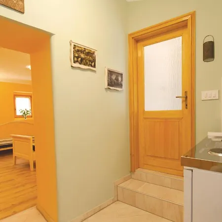Apartment Gorgeous In With Kitchen *